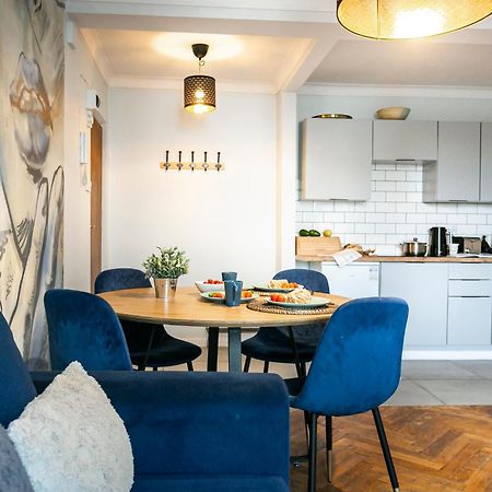 Nowogrodzka 78 - Apartament Dla 4 Osob - 200M Od Szpitala Klinicznego Na Lindleya - 1Km Do Dworca Centralnego - Wifi - Smart Tv 45 Cali ワルシャワ エクステリア 写真